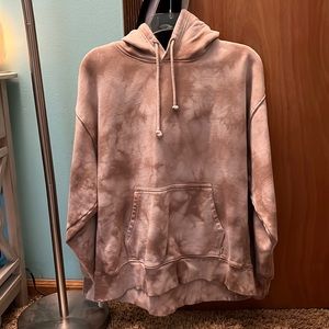 Aritzia cozy fleece boyfriend hoodie tye dye